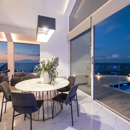 Meltemi Private Luxury Retreat With Pool & Jacuzzi In By Mana Gers * 扎金索斯镇
