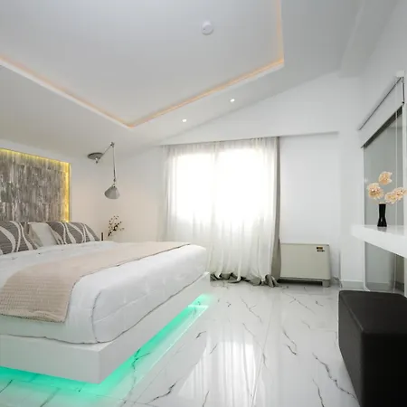 Meltemi Private Luxury Retreat With Pool & Jacuzzi In By Mana Gers 别墅 扎金索斯镇