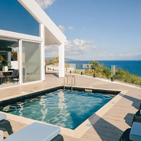 Vila Meltemi Private Luxury Retreat With Pool & Jacuzzi In By Mana Gers