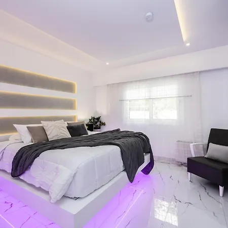 Meltemi Private Luxury Retreat With Pool & Jacuzzi In By Mana Gers
