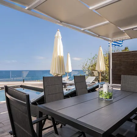 Meltemi Private Luxury Retreat With Pool & Jacuzzi In By Mana Gers Vila